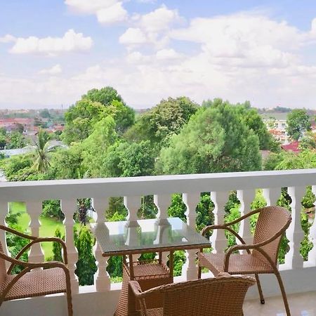 The Park Vientiane Appartement Ban Nongdouang Buitenkant foto